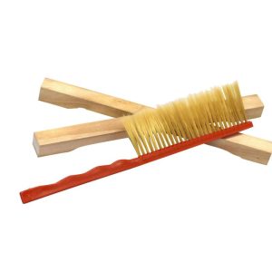Bienenreich Bienenbesen Standard 1-reihig Kunststoff rot Bienenreich Bienenbesen Standard 1-reihig Kunststoff rot
