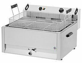 CombiSteel Backwaren-Fritteuse, 16 Liter, Breite 540mm, Tiefe 540mm, 9kW CombiSteel Backwaren-Fritteuse, 16 Liter, Breite 540mm, Tiefe 540mm, 9kW
