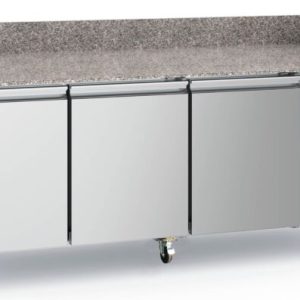 ecoFrost Pizzatisch 3 Türen mit Räder, 2020x800x1000mm ecoFrost Pizzatisch 3 Türen mit Räder, 2020x800x1000mm