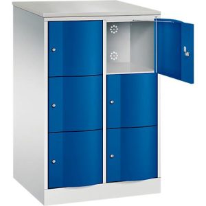 C+P Schließfachschrank Resisto, 2 Abteile, 6 Fächer, B 772 x T 640 x H 1255 mm, Lichtgrau/Enzianblau C+P Schließfachschrank Resisto, 2 Abteile, 6 Fächer, B 772 x T 640 x H 1255 mm, Lichtgrau/Enzianblau
