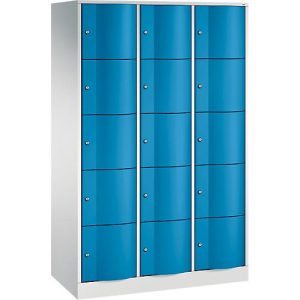 C+P Schließfachschrank Resisto, 3 Abteile, 15 Fächer, B 1148 x T 540 x H 1950 mm, Lichtgrau/Rubinrot C+P Schließfachschrank Resisto, 3 Abteile, 15 Fächer, B 1148 x T 540 x H 1950 mm, Lichtgrau/Rubinrot