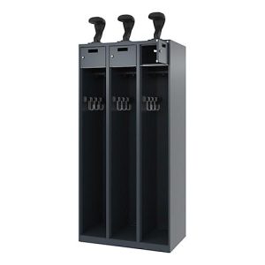 Feuerwehrspind C+P Evolo PRAKTUS, 3 Abteile, Helmhalter, mit Sockel, Bodengleiter, B 900 x T 500 x H 1850 mm, RAL 7016 Anthrazitgrau
