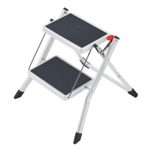 Hailo Mini StandardLine, Stahl-Trittleiter, 2 Stufen Hailo Mini StandardLine, Stahl-Trittleiter, 2 Stufen
