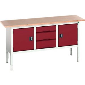 Kastenwerkbank Bott verso, mit Multiplex-Platte, 3 Schubladen & 2 Türen, B 1750 x T 600 x H 830 – 930 mm, RAL 7035 Lichtgrau / RAL 3004 Purpurrot Kastenwerkbank Bott verso, mit Multiplex-Platte, 3 Schubladen & 2 Türen, B 1750 x T 600 x H 830 – 930 mm, RAL 7035 Lichtgrau / RAL 3004 Purpurrot