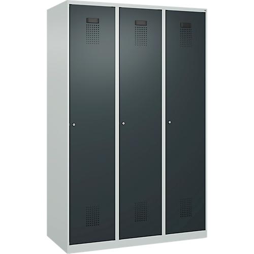 Kleiderspind C+P Evolo Plus, 3 Abteile, 400 mm breit, Zylinderschloss, Soft-Anschlag, B 1.200 x T 500 x H 1.850 m, lichtgrau/anthrazitgrau