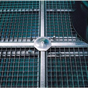 Kreuzverbinder für asecos Bodenelemente mit Höhe 78 mm, Stahl verzinkt, B 130 x T 130 mm Kreuzverbinder für asecos Bodenelemente mit Höhe 78 mm, Stahl verzinkt, B 130 x T 130 mm
