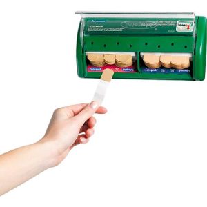 Pflasterspender Salvequick®, nachfüllbar, inkl. 45 wasserabweisenden & 40 elastischen Pflasterstrips, B 230 x T 55 x H 120 mm, Kunststoff, grün Pflasterspender Salvequick®, nachfüllbar, inkl. 45 wasserabweisenden & 40 elastischen Pflasterstrips, B 230 x T 55 x H 120 mm, Kunststoff, grün