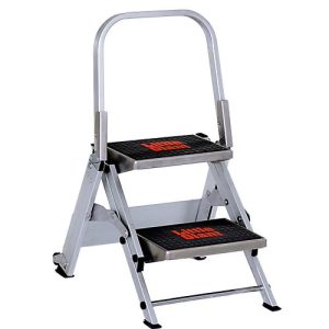 Sicherheitstreppe, mit Bügel, Aluminium, 2 Stufen Sicherheitstreppe, mit Bügel, Aluminium, 2 Stufen