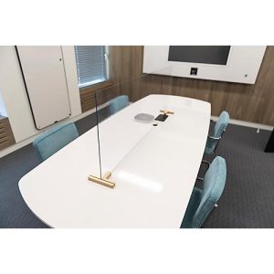 Tischtrennwand, aus Acrylglas, klartransparent, Stärke 5 mm, B 1600 x H 580 mm, mit Holzfüßen Tischtrennwand, aus Acrylglas, klartransparent, Stärke 5 mm, B 1600 x H 580 mm, mit Holzfüßen