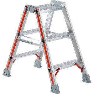 Tritt aus Aluminium, 3 Stufen Tritt aus Aluminium, 3 Stufen